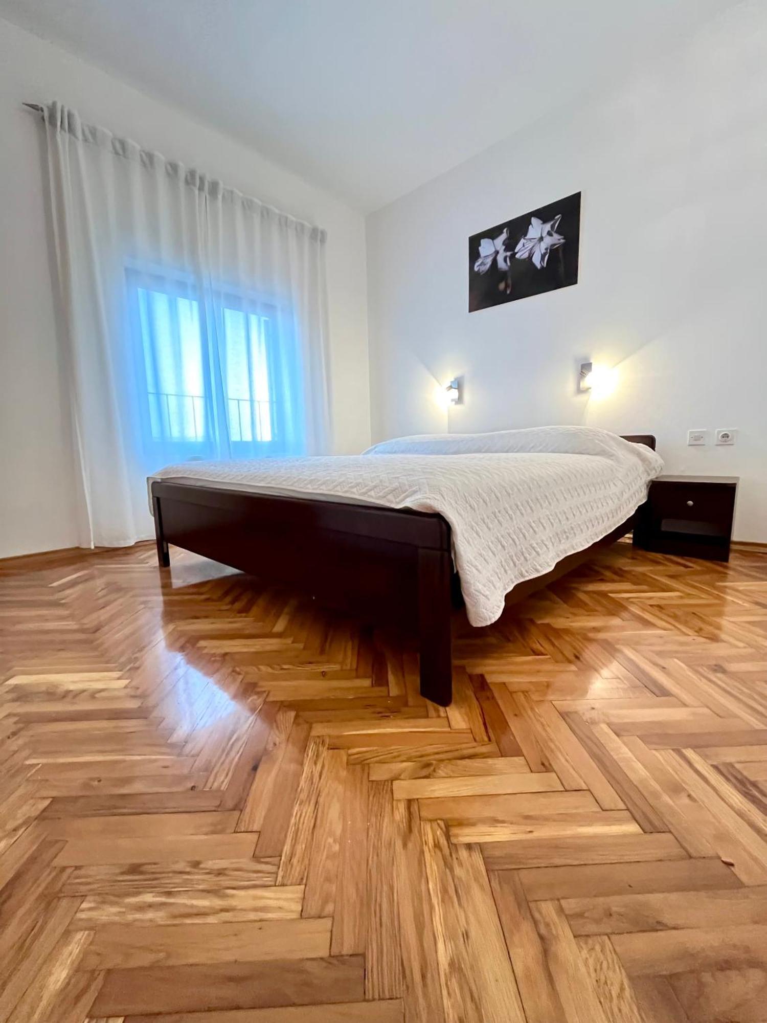 Apartments Martina Primosten Luaran gambar