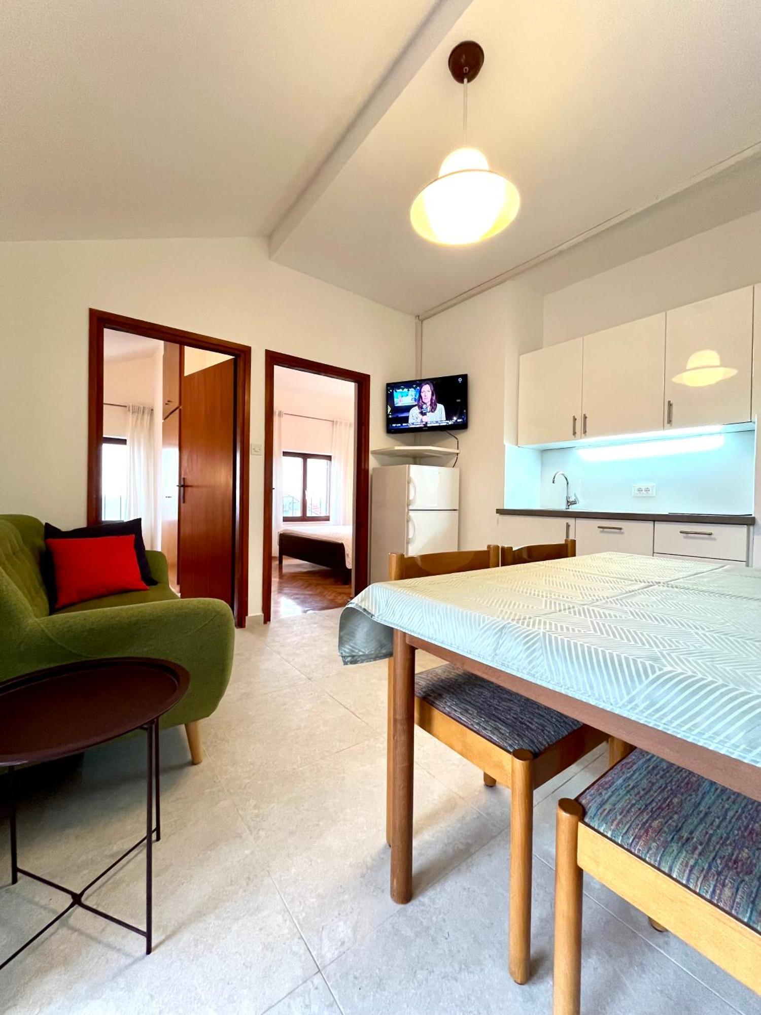 Apartments Martina Primosten Luaran gambar