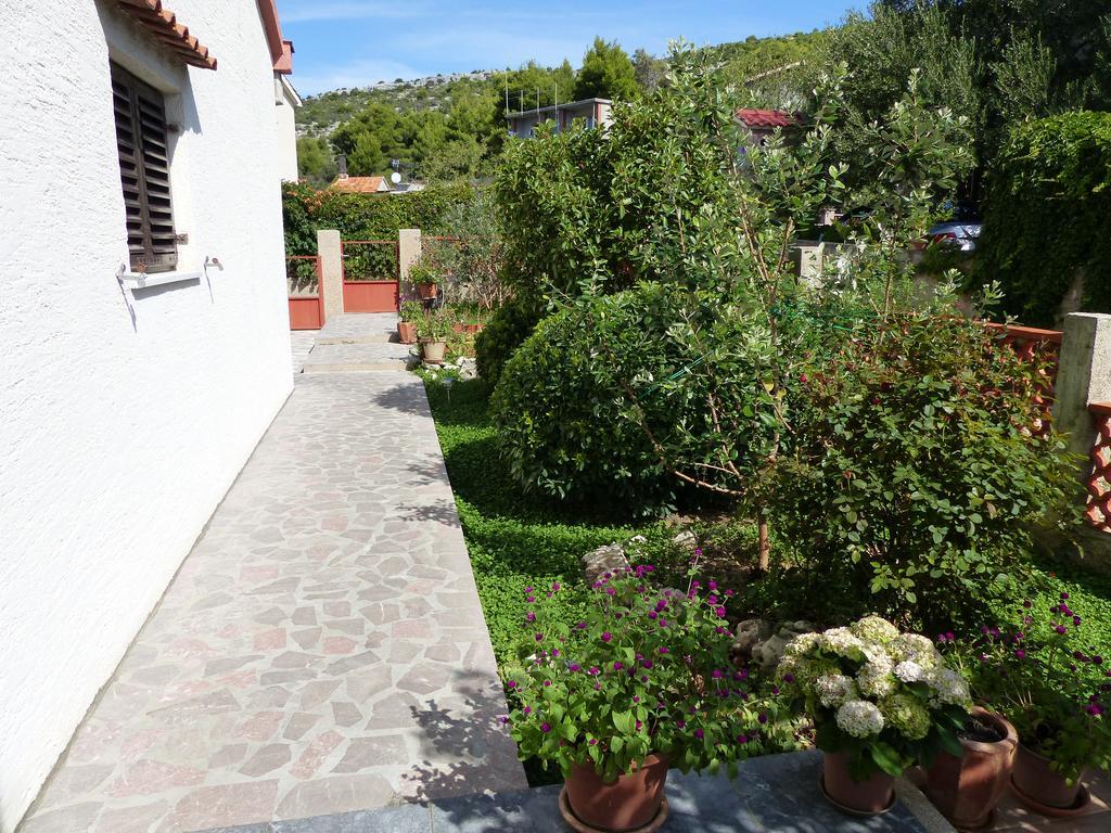 Apartments Martina Primosten Luaran gambar