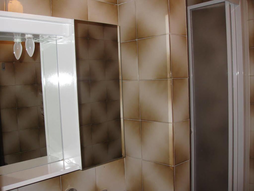 Apartments Martina Primosten Luaran gambar